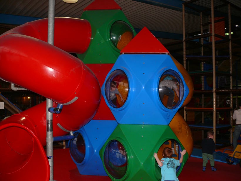 Blick auf die Spielhalle